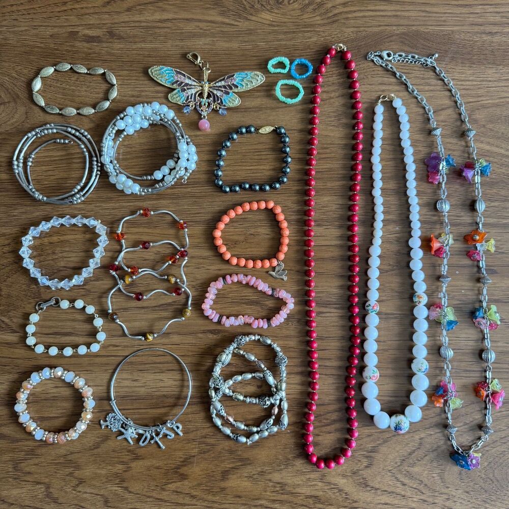 VINTAGE ESTATE JEWELRY LOT Necklaces Bracelets Brooch Beaded Charm 70s 80s EXACT